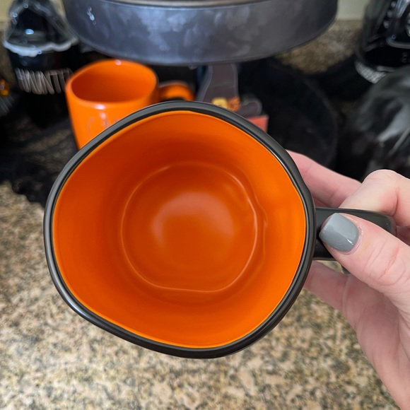 NWT Rae Dunn “Cheers Witches” ceramic mug - Picture 2 of 3